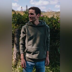 Tracksmith Trackhouse Sweatshirt Green Hoodie